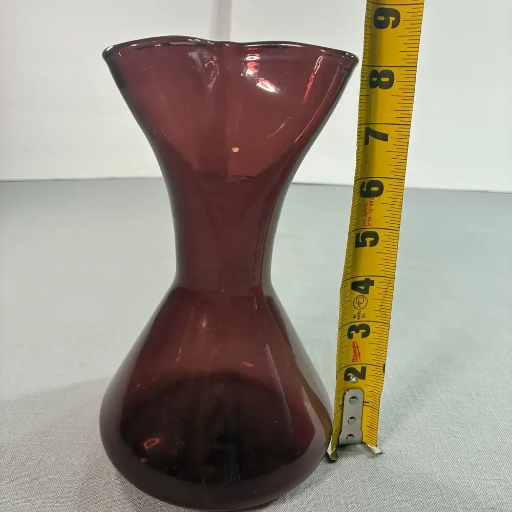 Vintage Amethyst Purple Art Glass Vase Hand Blown Folded Ruffle Rim 8 Inch Decor